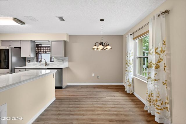 2127 King Richards Court, Orange City, FL 32763