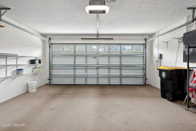 2127 King Richards Court, Orange City, FL 32763