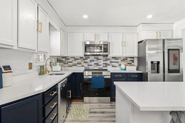 35 Gladwood Street, Brockton, MA 02301