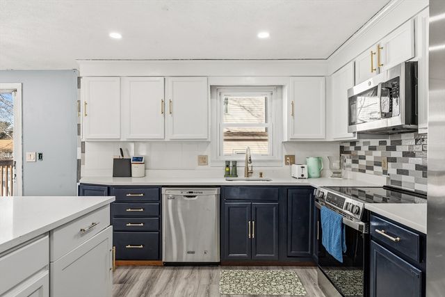 35 Gladwood Street, Brockton, MA 02301