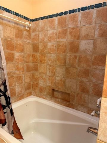 29-33 SE 4th, Dania Beach, FL 33004
