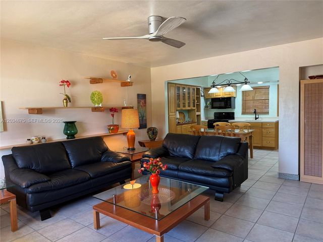 29-33 SE 4th, Dania Beach, FL 33004