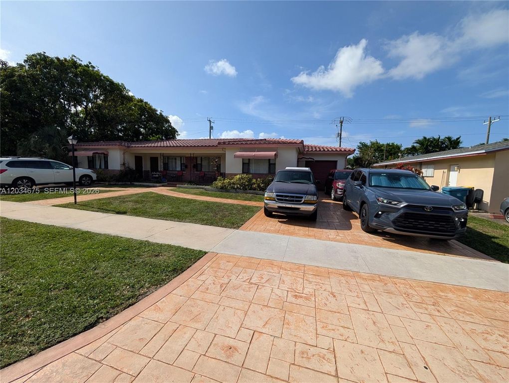 29-33 SE 4th, Dania Beach, FL 33004