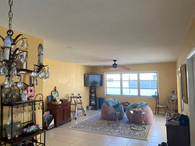 4201 S Ocean Boulevard K3, South Palm Beach, FL 33480