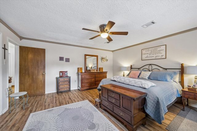 5327 Lacreek Lane, Spring, TX 77379