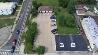 1911 LINCOLN Avenue, Peoria, IL 61605