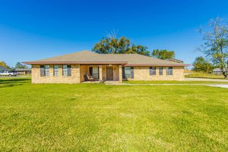 108 Holly Dr, Houma, LA 70364