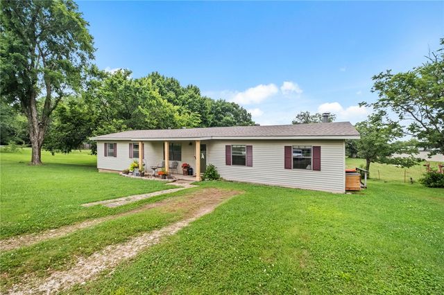 4270 Reed Avenue, Lowell, AR 72745