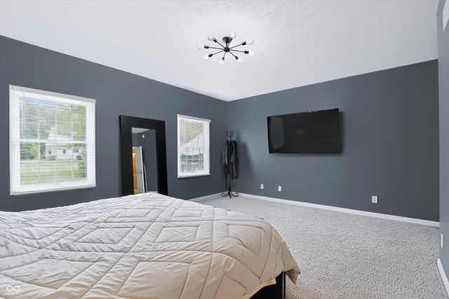 4534 Sunflower Court, Zionsville, IN 46077