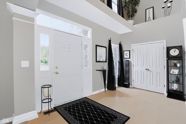 4534 Sunflower Court, Zionsville, IN 46077
