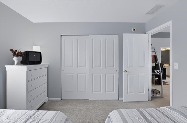 4534 Sunflower Court, Zionsville, IN 46077