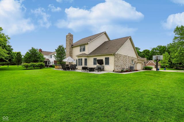 4534 Sunflower Court, Zionsville, IN 46077
