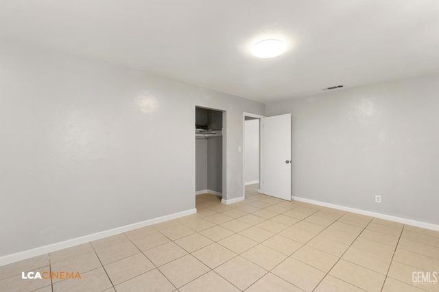 8132 Pioneer Drive, Bakersfield, CA 93306