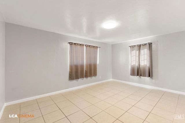 8132 Pioneer Drive, Bakersfield, CA 93306