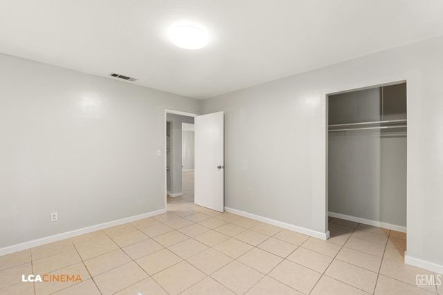 8132 Pioneer Drive, Bakersfield, CA 93306