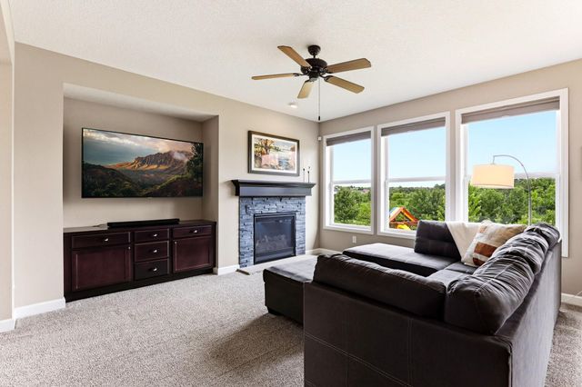 2232 Sorrel Court, Victoria, MN 55386