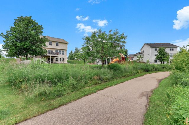 2232 Sorrel Court, Victoria, MN 55386