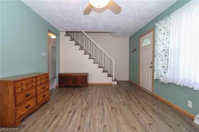 2327 Bel Aire Lane, Youngstown, OH 44514