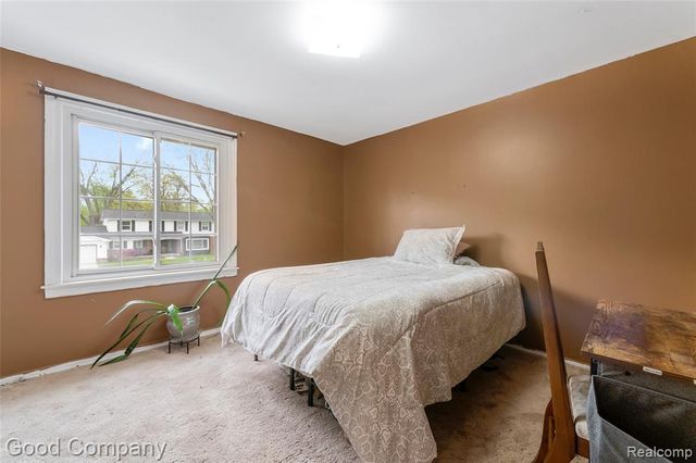 25366 Wykeshire Road, Farmington Hills, MI 48336