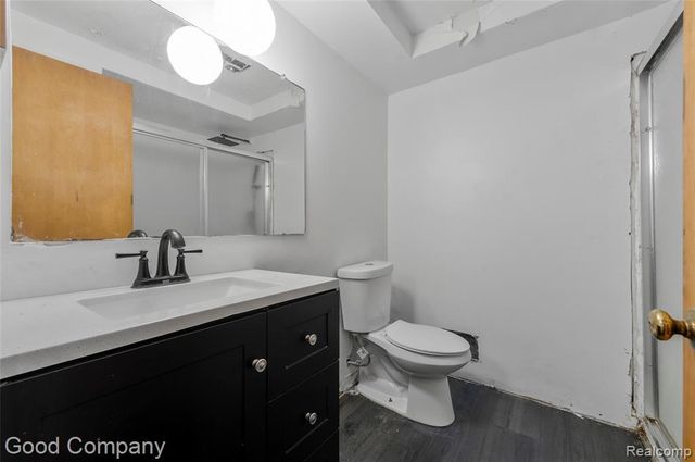 25366 Wykeshire Road, Farmington Hills, MI 48336