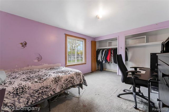 25366 Wykeshire Road, Farmington Hills, MI 48336