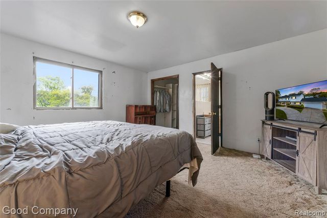 25366 Wykeshire Road, Farmington Hills, MI 48336