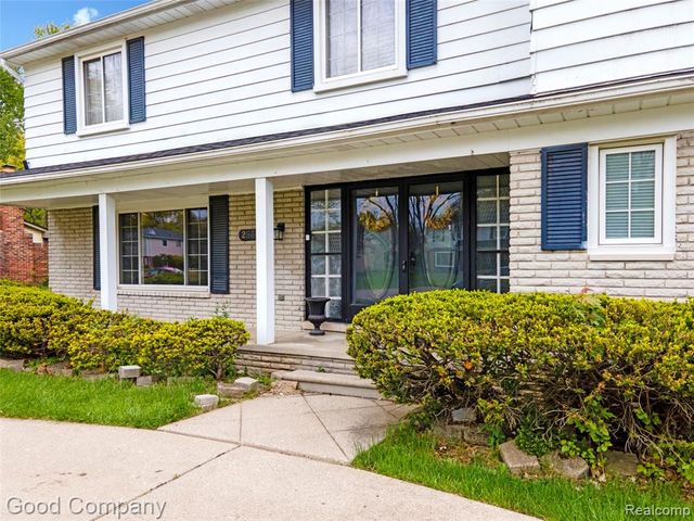 25366 Wykeshire Road, Farmington Hills, MI 48336