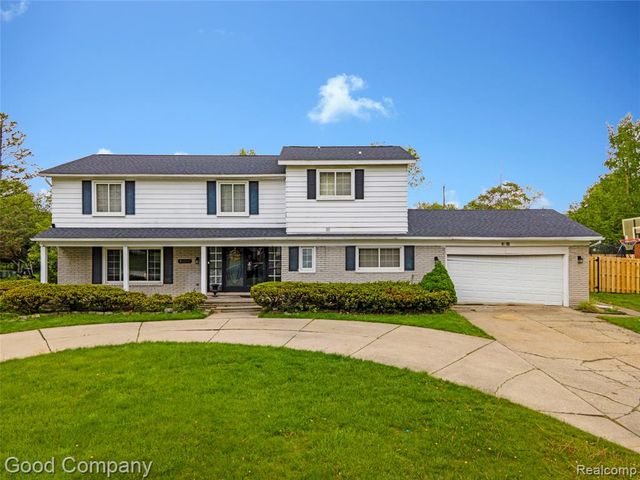 25366 Wykeshire Road, Farmington Hills, MI 48336