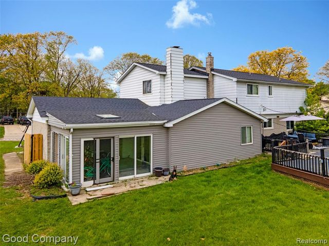 25366 Wykeshire Road, Farmington Hills, MI 48336
