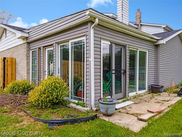 25366 Wykeshire Road, Farmington Hills, MI 48336