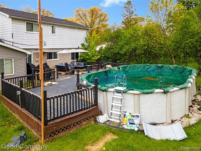 25366 Wykeshire Road, Farmington Hills, MI 48336