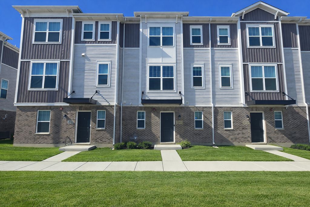 1541 Cooper Street, Des Plaines, IL 60018