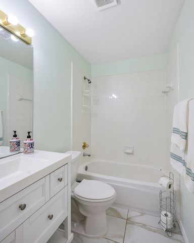 7413 Bryn Mawr Drive, Rowlett, TX 75089