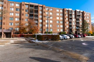400 PARK Avenue 703, Calumet City, IL 60409