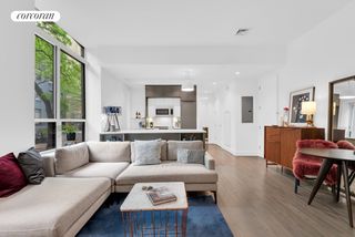 416 W 52ND Street TH215, New York City, NY 10019