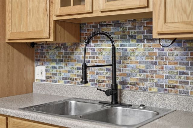 395 40th Street, Bloomfield, PA 15224