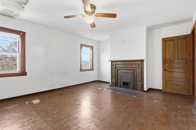 395 40th Street, Bloomfield, PA 15224