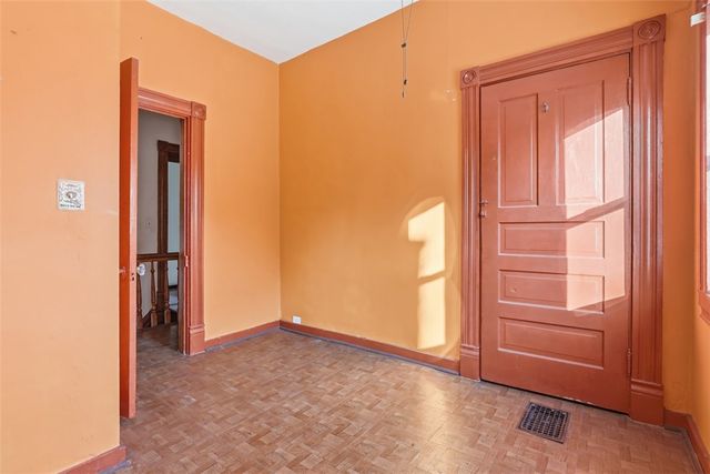 395 40th Street, Bloomfield, PA 15224