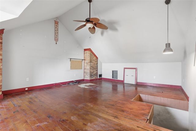 395 40th Street, Bloomfield, PA 15224