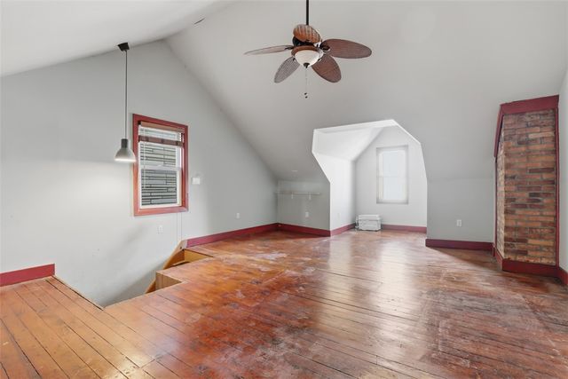 395 40th Street, Bloomfield, PA 15224