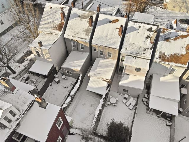 395 40th Street, Bloomfield, PA 15224