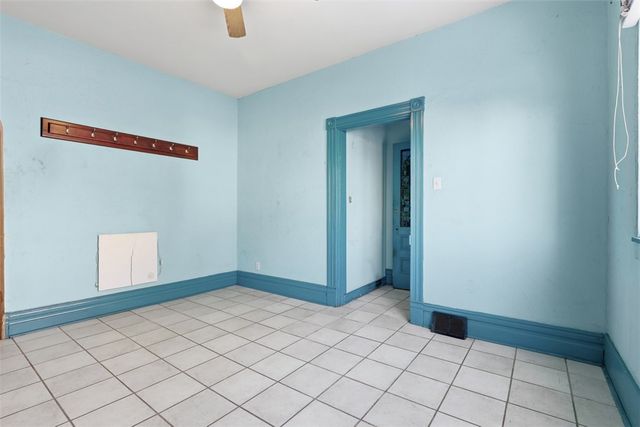 395 40th Street, Bloomfield, PA 15224