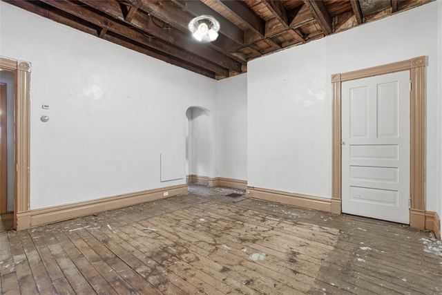 395 40th Street, Bloomfield, PA 15224