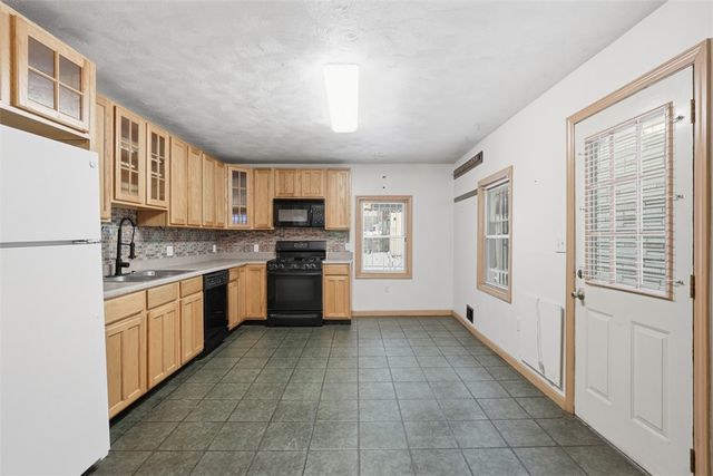 395 40th Street, Bloomfield, PA 15224