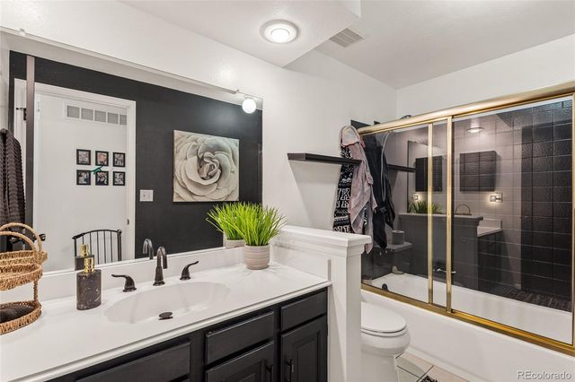 4940 W 101st Circle, Westminster, CO 80031