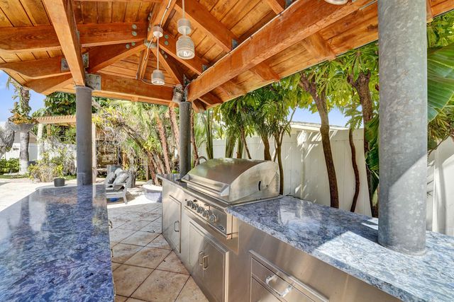 2601 NE 29TH Street, Fort Lauderdale, FL 33306
