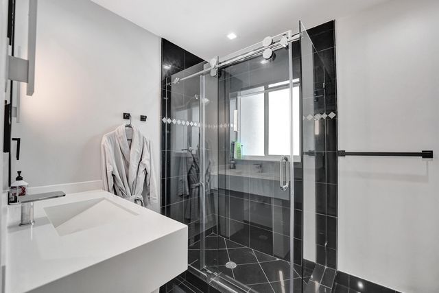 2601 NE 29TH Street, Fort Lauderdale, FL 33306