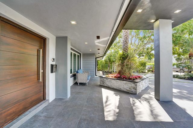 2601 NE 29TH Street, Fort Lauderdale, FL 33306