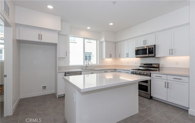 2317 W Broadway 46, Anaheim, CA 92804
