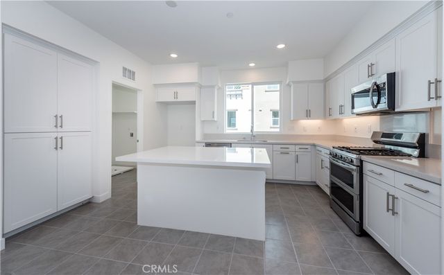 2317 W Broadway 46, Anaheim, CA 92804